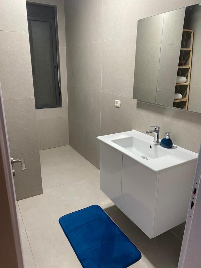 Cheerful 2-Bedroom Apartment In Golem Golem  Εξωτερικό φωτογραφία